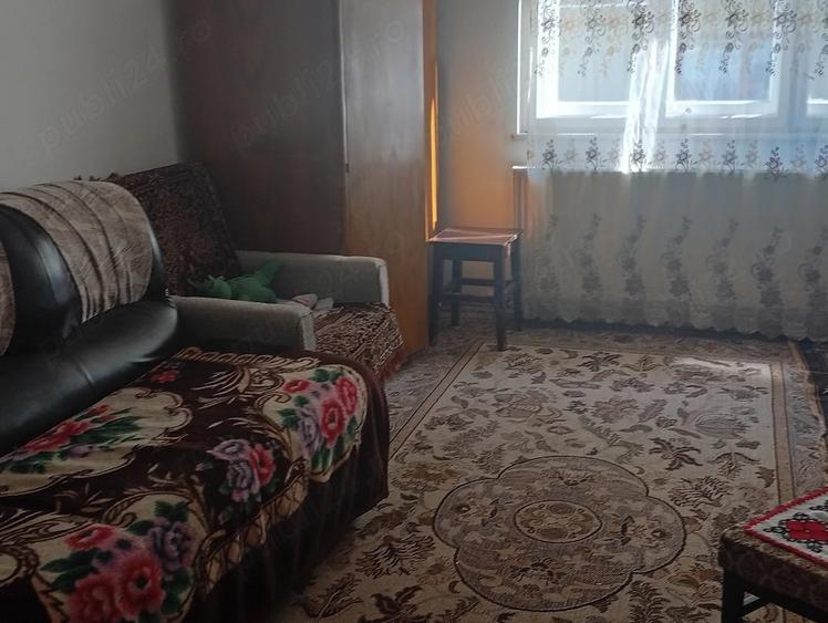 Casă cu 3 camere cu Teren 250 Mp în Vale
