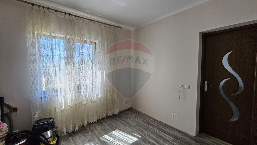 Casă / Vilă cu 6 camere de vânzare in Hânțești, Suceava - 41