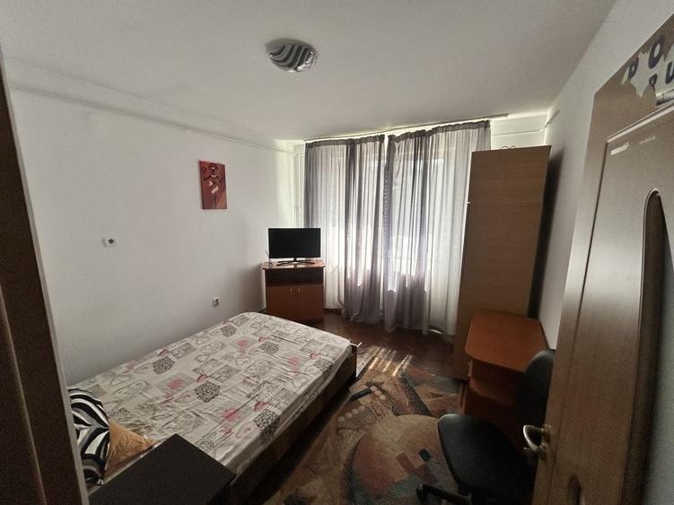 Apartament cu 2 camere decomandat în Frații Golești