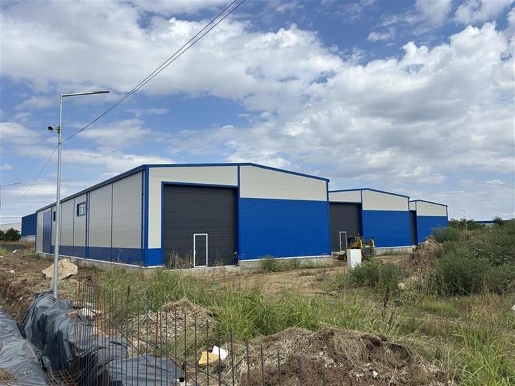 Spațiu industrial, de 600 mp, în Ștefăneștii de Jos