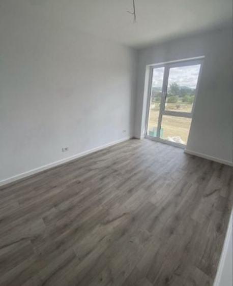 Apartament cu 2 camere decomandat în Nufărul