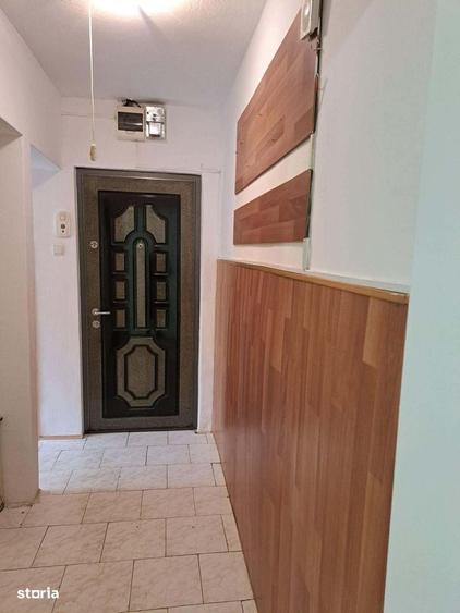 Apartament cu 2 camere semidecomandat în Dacia
