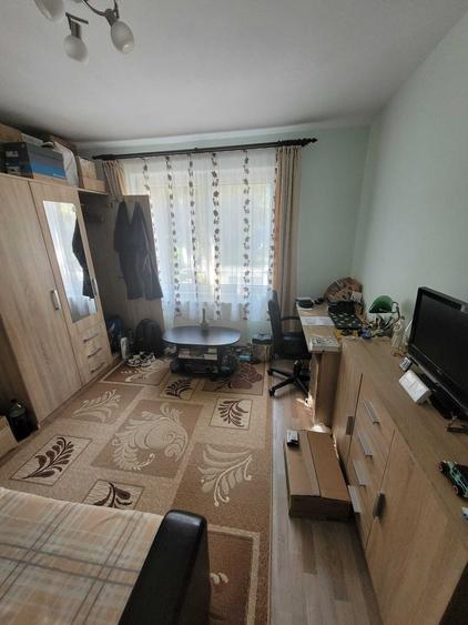 Apartament cu 2 camere decomandat în Pandurilor