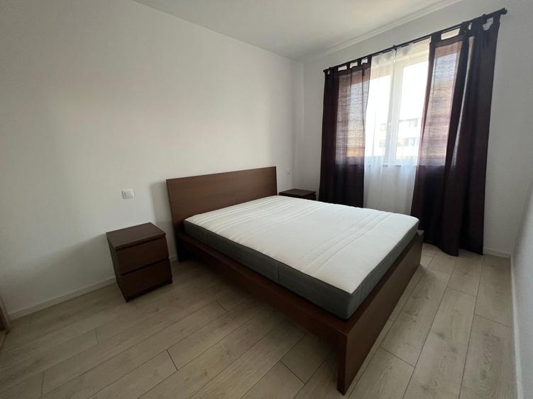 Apartament cu 2 camere semidecomandat, mobilat în Pipera