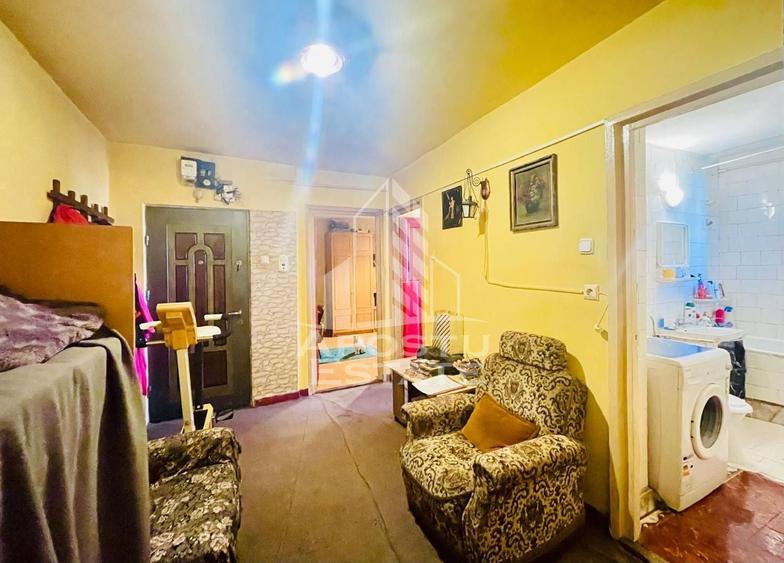 Apartament cu 3 camere decomandat în Aurel Vlaicu