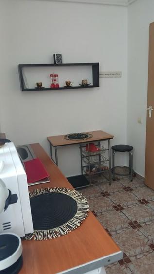 Garsonieră decomandată în Plopilor