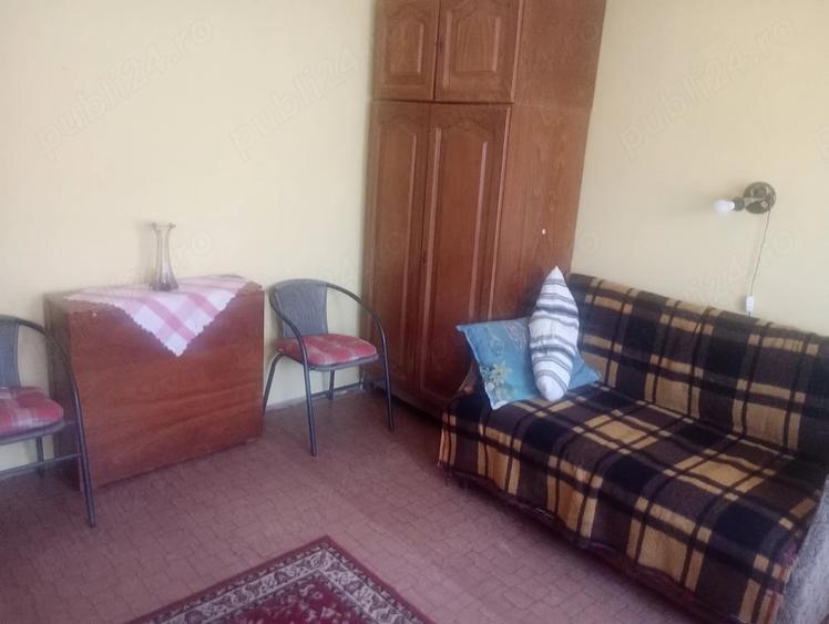 Garsonieră decomandată în Decebal