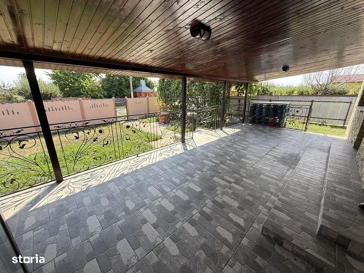 Casa 215mp, P+M, teren 2500mp, la strada, Dumesti - 4
