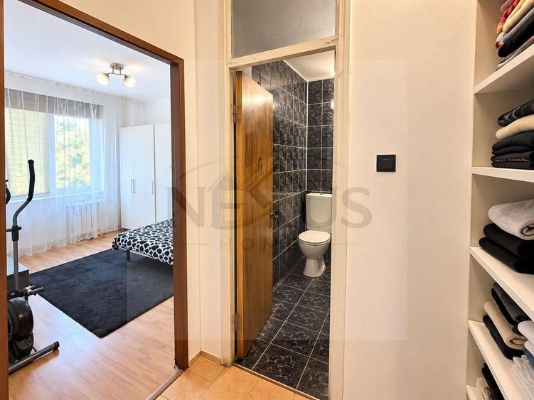 Apartament cu 4 camere semidecomandat, mobilat în Brâncoveanu