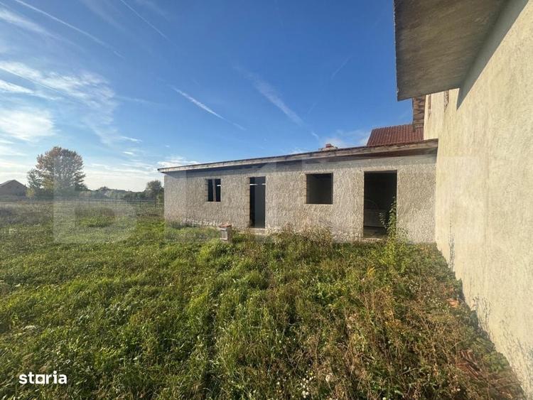 Casă cu 4 camere în Decebal