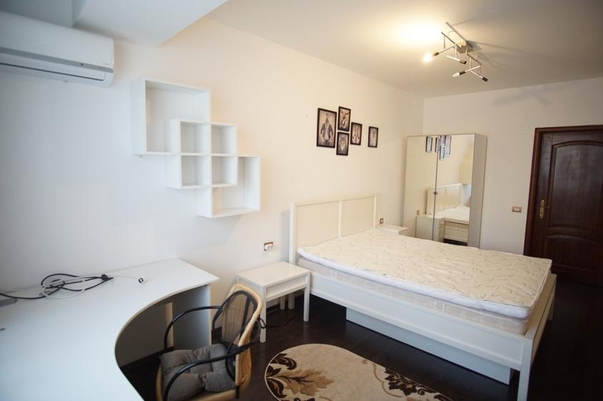Apartament cu 2 camere semidecomandat, mobilat în Timpuri Noi