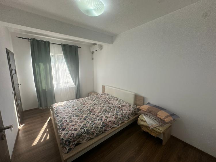 Apartament cu 3 camere decomandat în 13 Septembrie