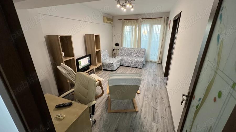 Apartament cu 3 camere semidecomandat în Lujerului