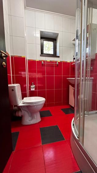 Casă cu 5 camere cu Canalizare în Cheia