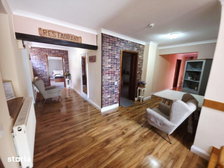 Spațiu comercial, de 1,000 mp, în Tarcău
