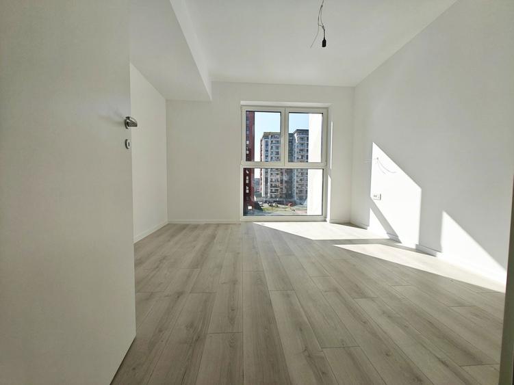 Apartament cu 2 camere decomandat în Exterior Vest