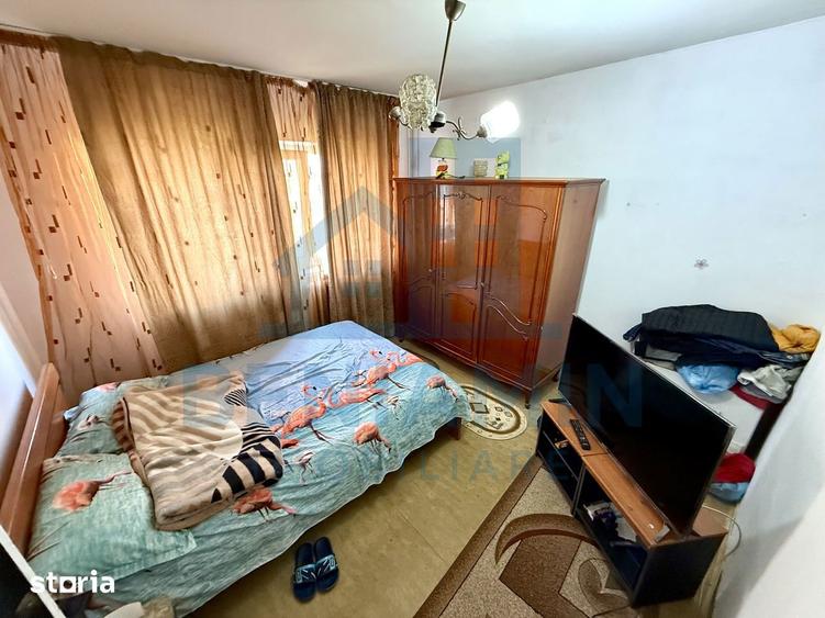 Apartament cu 2 camere decomandat în Rovine