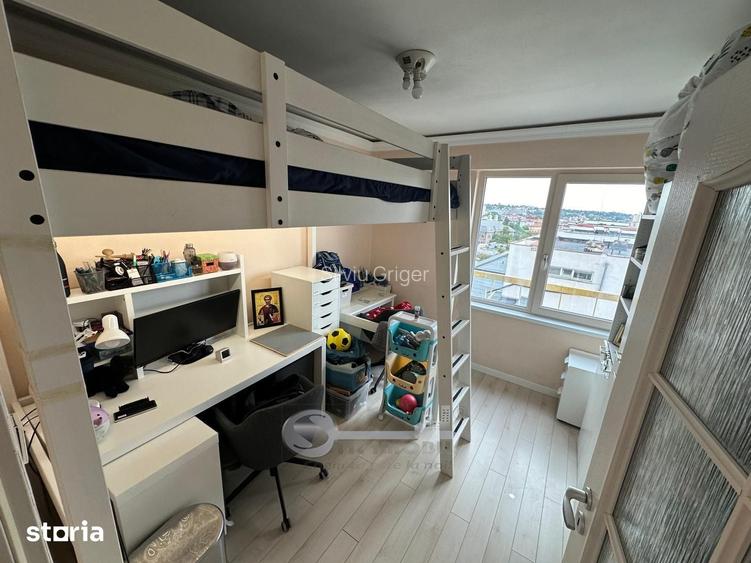 Apartament 4 camere - Ultracentral - 81 mp - 2 bai - Etaj 910 - Vedere