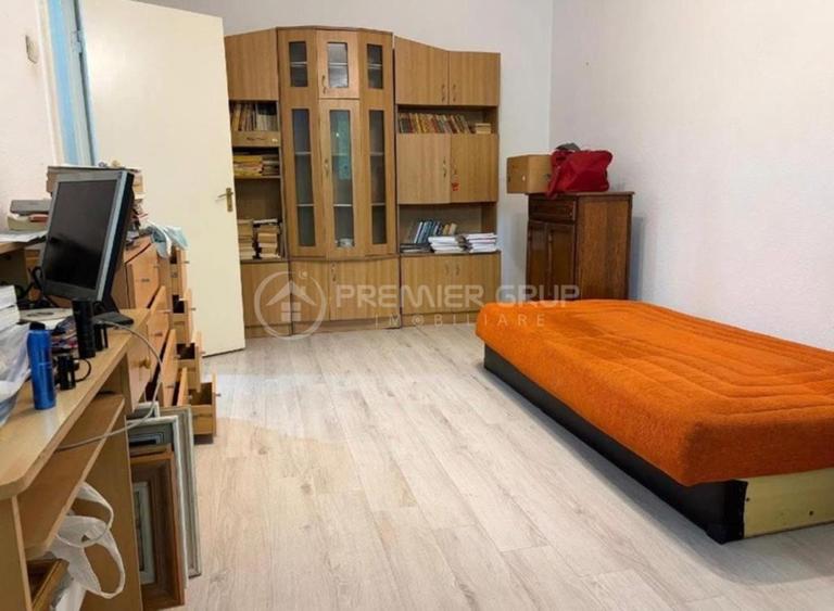 Apartament cu 2 camere decomandat în Tătărași