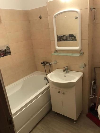 Apartament cu 2 camere decomandat în Gheorghe Lazăr