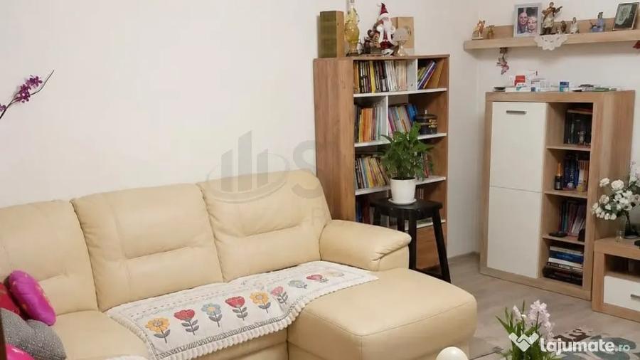 Casă cu 5 camere cu Teren 120 Mp în Colentina