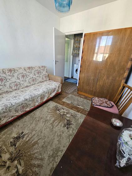Apartament cu 2 camere semidecomandat în Exterior Vest