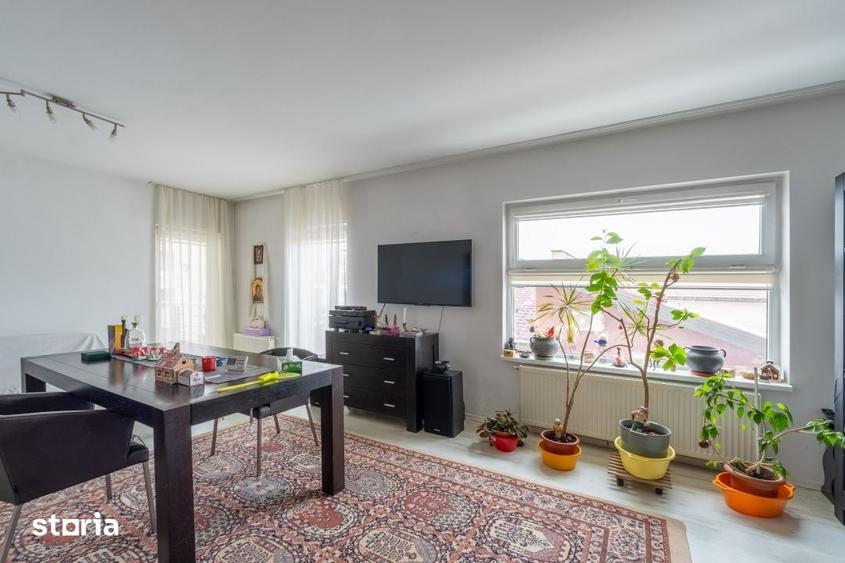 Apartament cu 3 camere în Bună Ziua