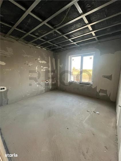 Casă cu 3 camere cu Teren 500 Mp în Sânmartin