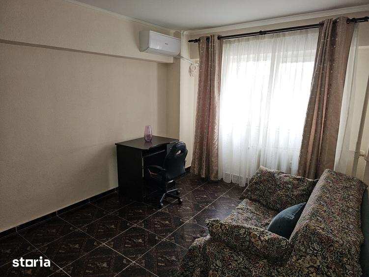 Apartament cu 3 camere în Tudor Vladimirescu
