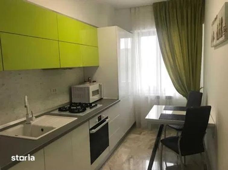 Apartament cu 2 camere decomandat, mobilat în Central