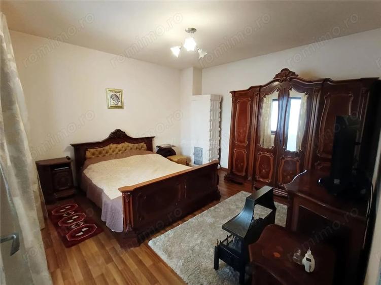 Casă cu 2 camere cu Piscina în Central