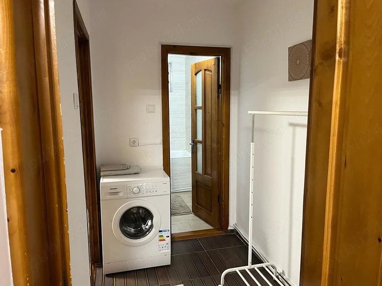 Apartament cu 2 camere semidecomandat în Central