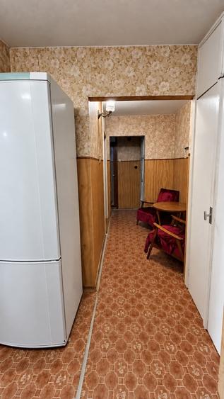 Apartament cu 3 camere decomandat, mobilat în Lipovei