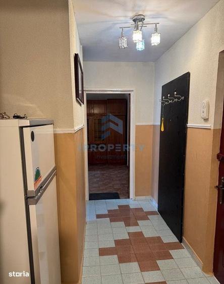 Apartament cu 2 camere decomandat în Văcăresti