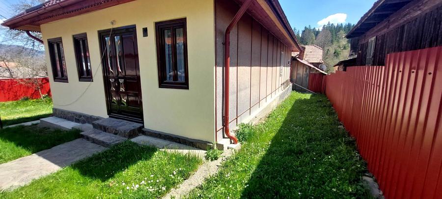 Casă cu 3 camere în Cotumba
