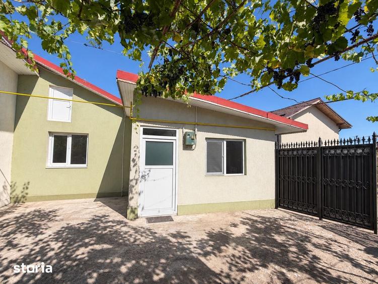 Casă cu 2 camere cu Teren 247 Mp în Cernica