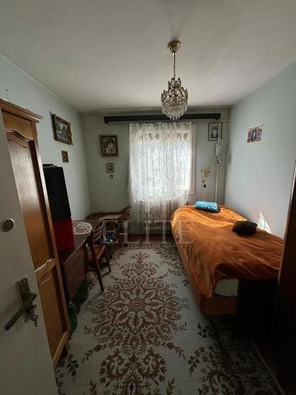 Apartament cu 3 camere semidecomandat în Gheorgheni
