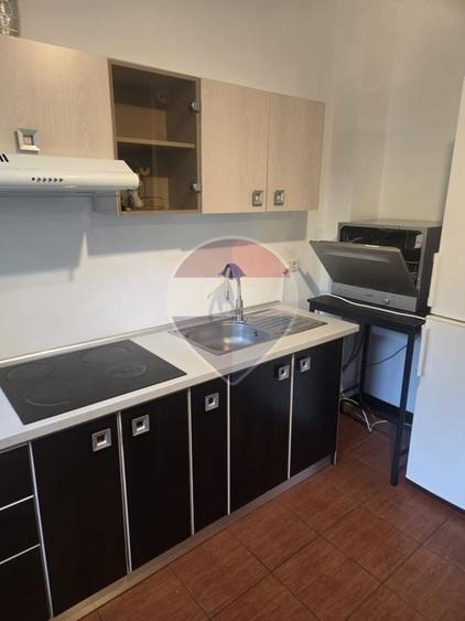 Apartament cu 2 camere decomandat în Răcădău