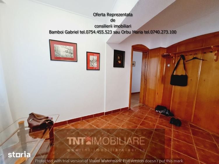 Apartament cu 4 camere decomandat în Piața Unirii