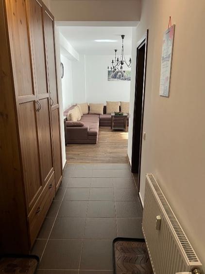 Apartament cu 2 camere semidecomandat în Clăbucet