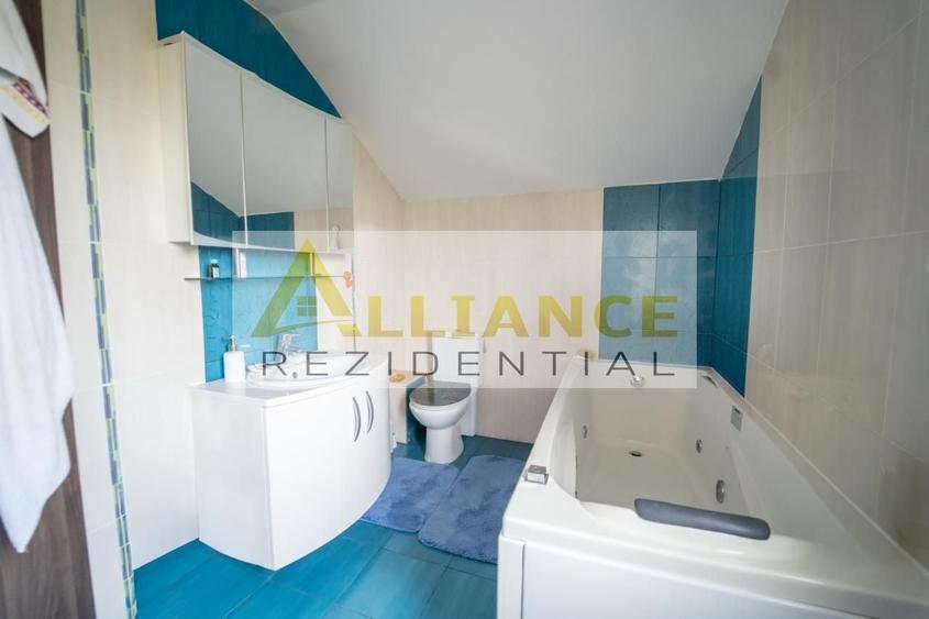 Casă individuală cu 4 camere cu Canalizare în Berceni