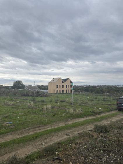 Teren Construcții intravilan de 400 mp, în Palazu Mare