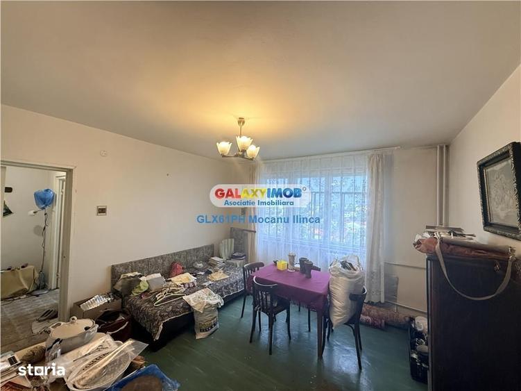 Apartament cu 3 camere semidecomandat în Cina