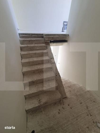 Casă cu 5 camere cu Teren 604 Mp în Ronaț