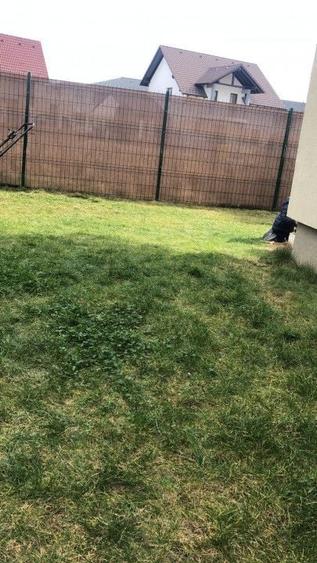 Apartament cu 3 camere semidecomandat, mobilat în Șelimbăr