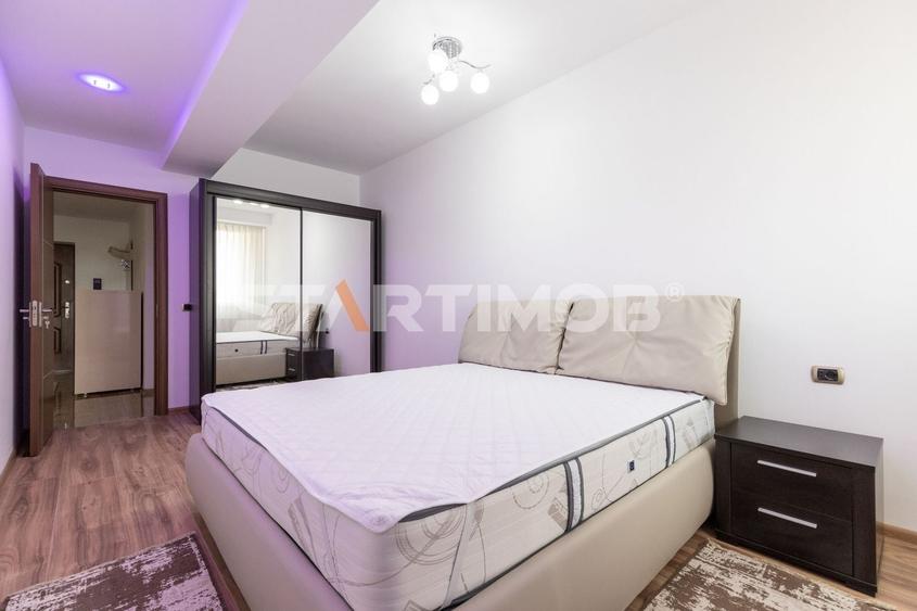 Apartament cu 3 camere decomandat, mobilat în Tractorul
