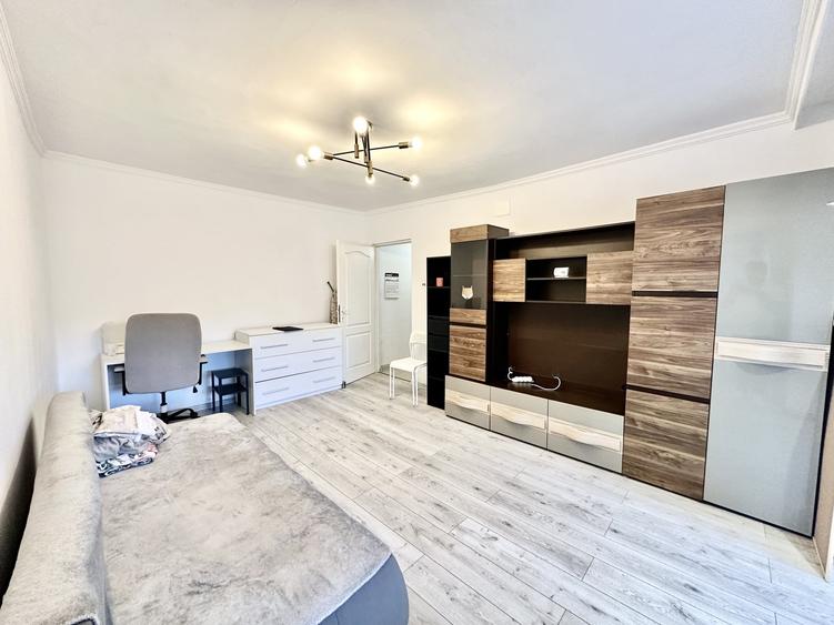 Apartament cu 2 camere semidecomandat, mobilat în Spitalul Județean