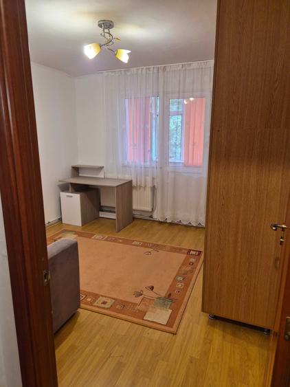 Apartament cu 2 camere decomandat în Ciric