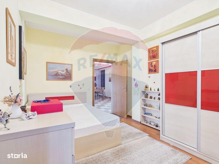 Casă cu 4 camere în Odăile