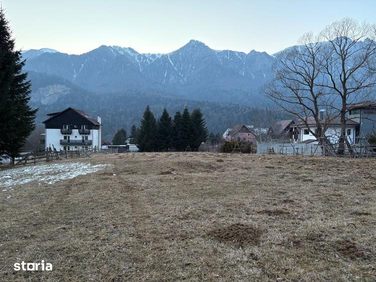Teren de 2676 mp, în Piatra Arsă